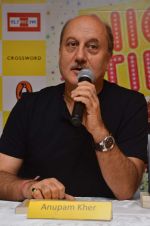 Anupam Kher at the book launch of Komal Mehta in Crossword, Mumbai on 28th June 2012 (45).JPG